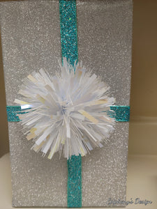 Gift wrap paper: Sparkly silver