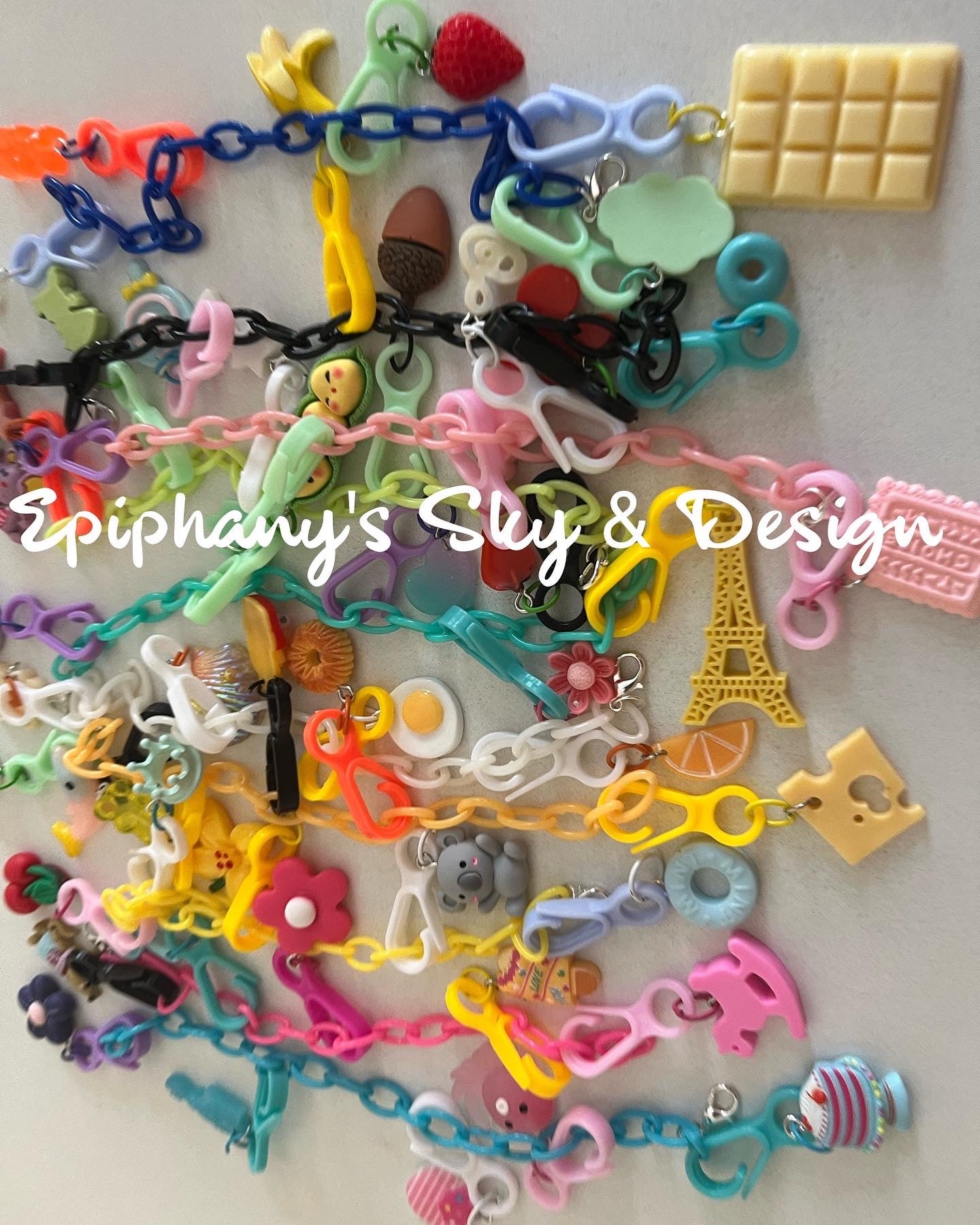 BRACELETS: 80's Plastic Charm Bracelets – Epiphany's Sky & Design
