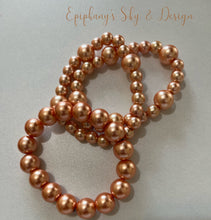 Load image into Gallery viewer, BRACELETS: Shiny, pearl-beaded bracelets
